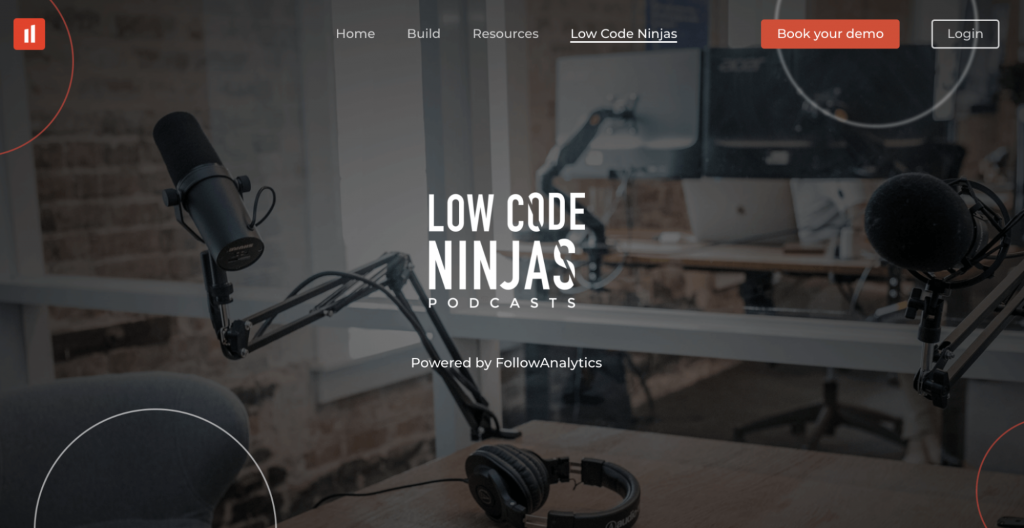 Landing Page of the Lowcode Ninjas Podcast Website